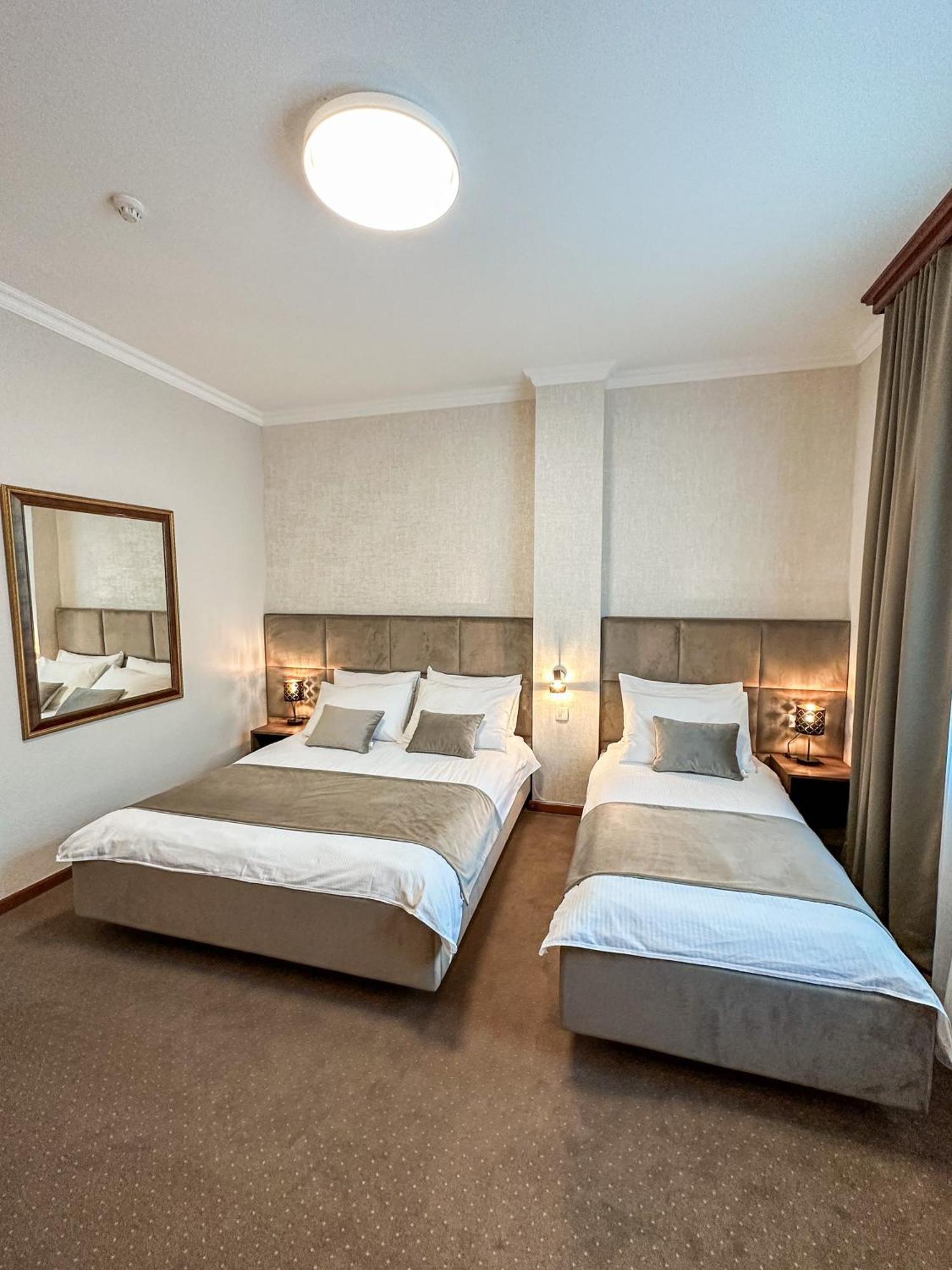 Hotel Vidovic バニャ・ルカ エクステリア 写真