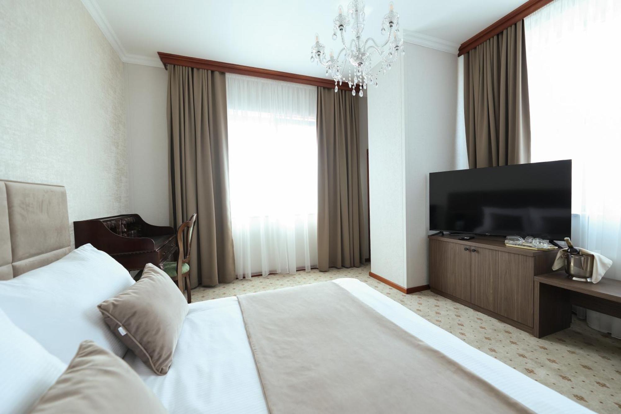 Hotel Vidovic バニャ・ルカ エクステリア 写真