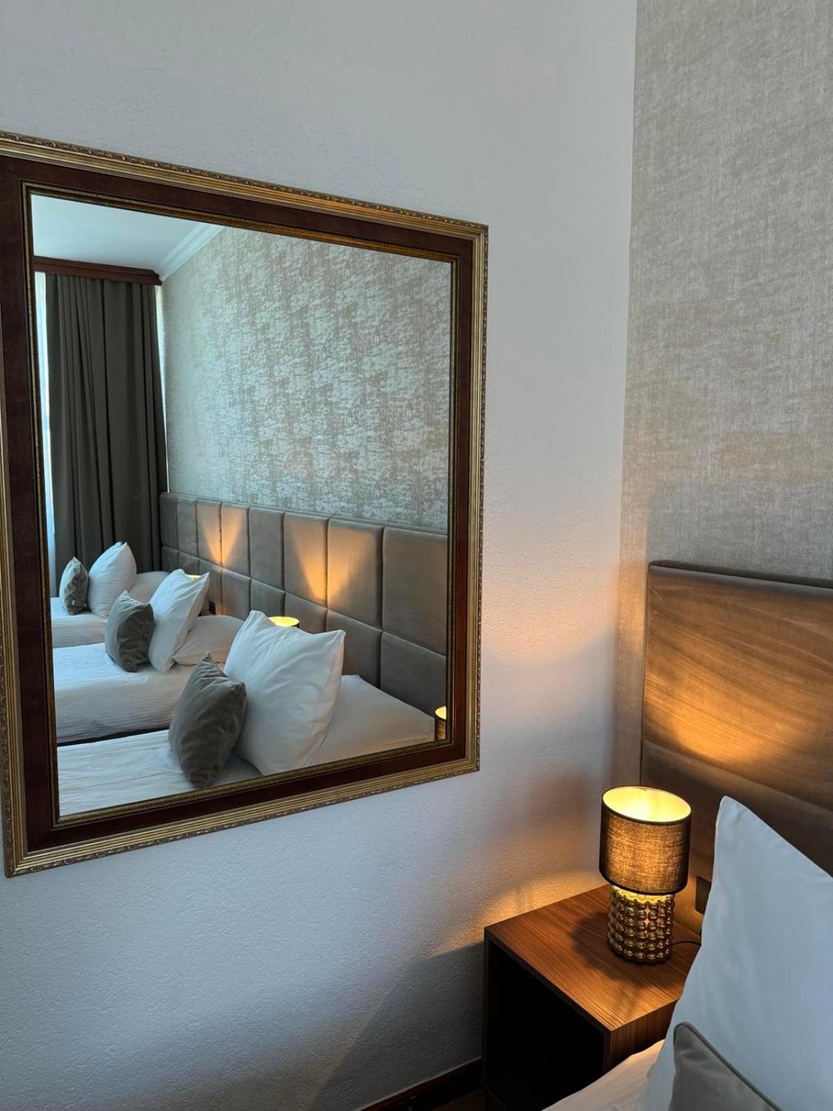 Hotel Vidovic バニャ・ルカ エクステリア 写真