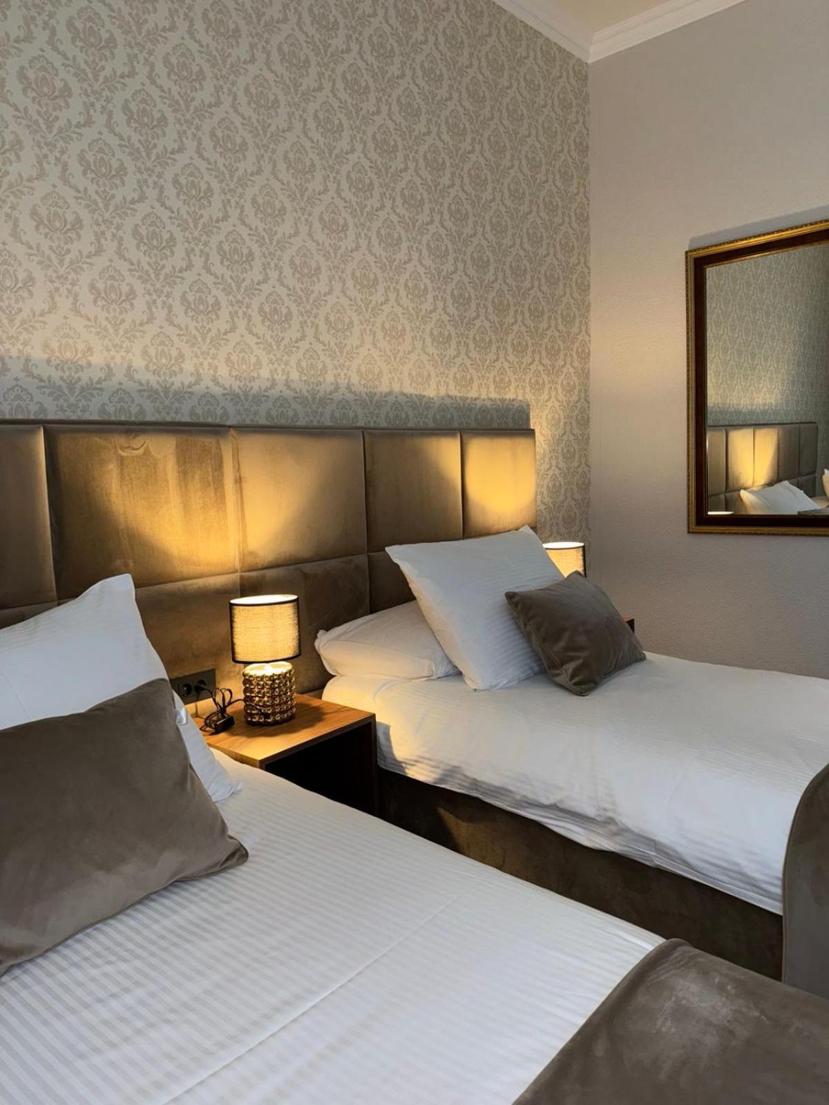Hotel Vidovic バニャ・ルカ エクステリア 写真